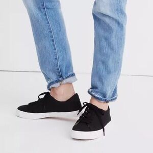 Madewell | Unisex black lace up Sidewalk Low Sneakers, black laces Men’s size 9